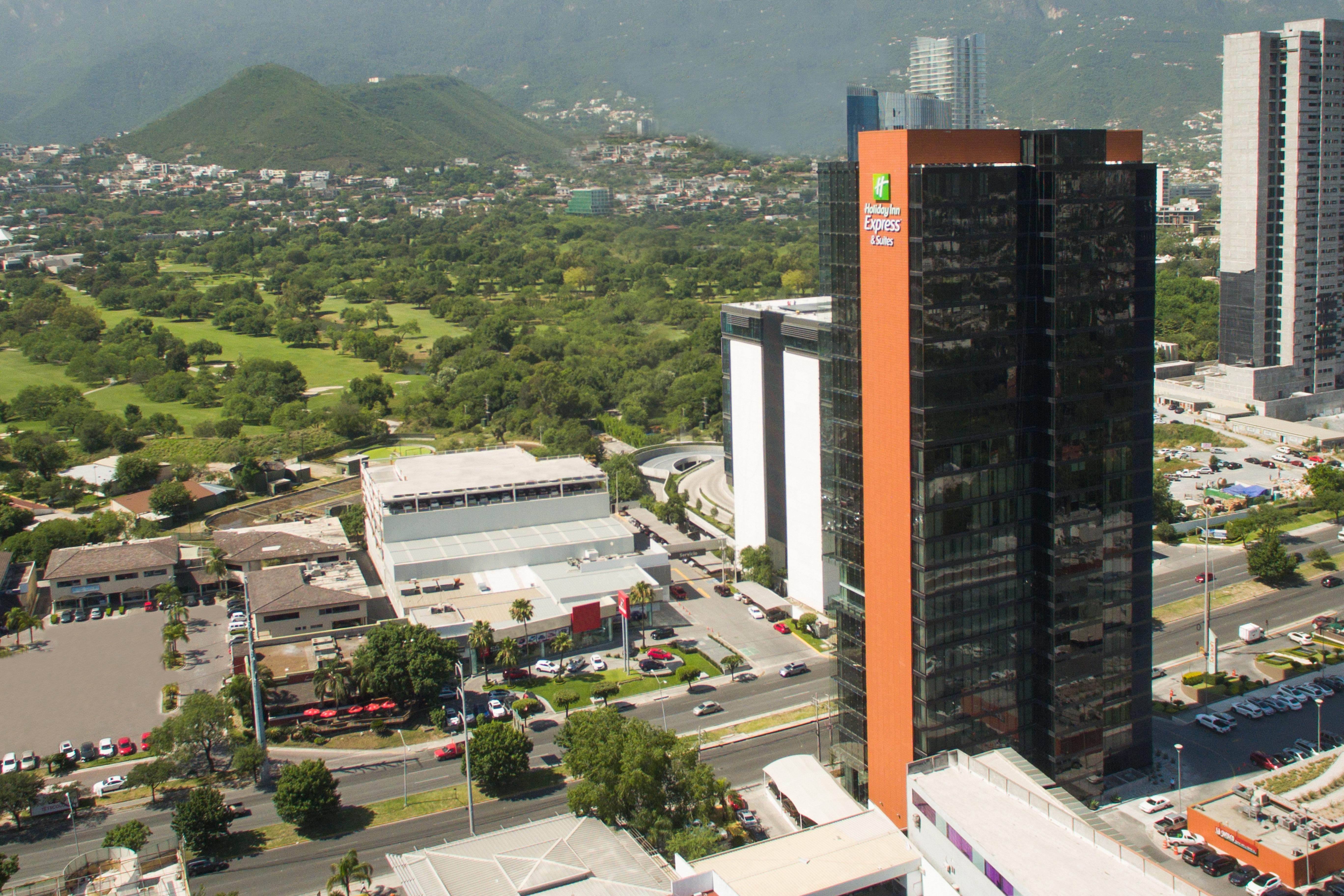 Holiday Inn Express & Suites Monterrey Valle By Ihg San Pedro Garza Garcia Exterior foto