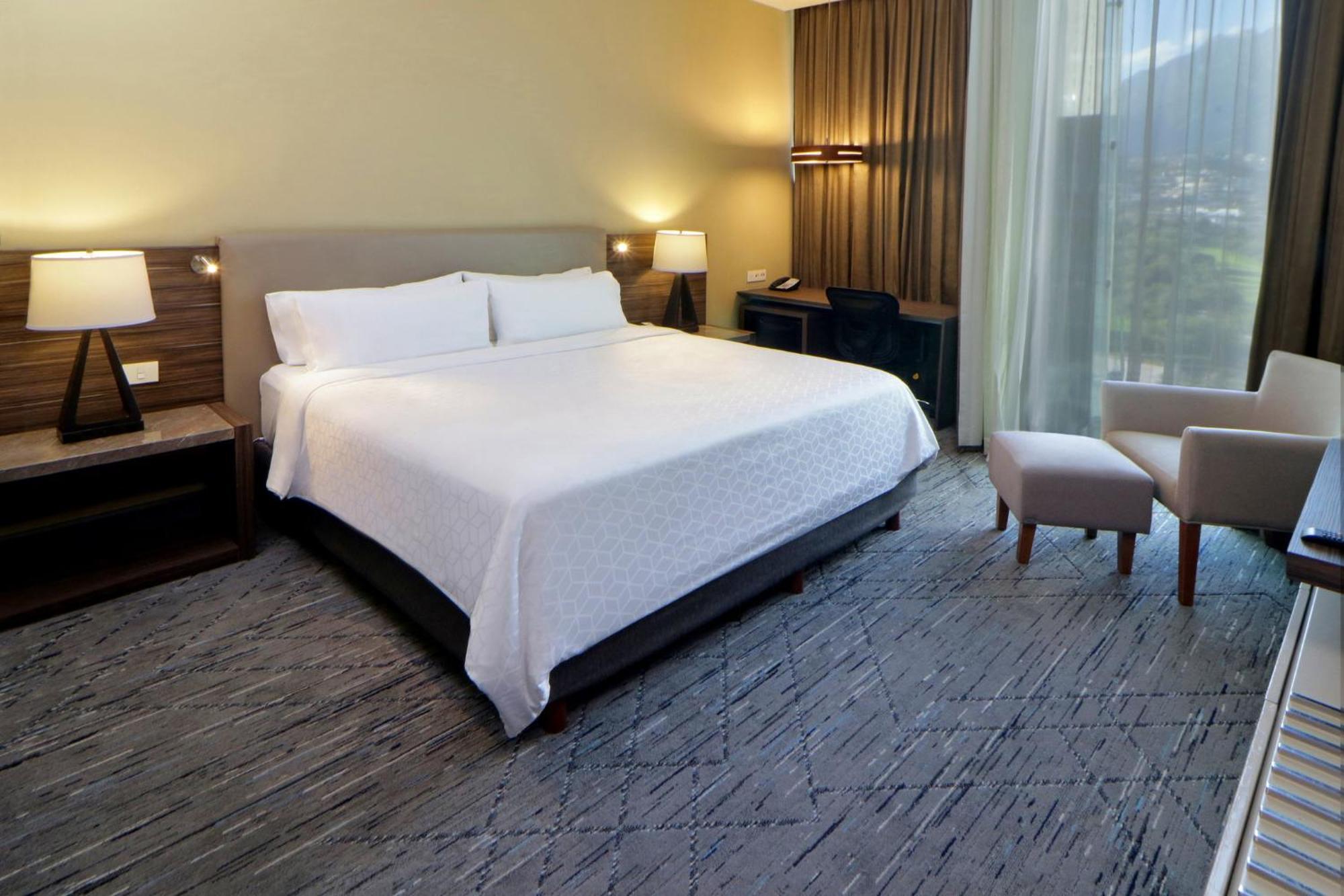 Holiday Inn Express & Suites Monterrey Valle By Ihg San Pedro Garza Garcia Exterior foto